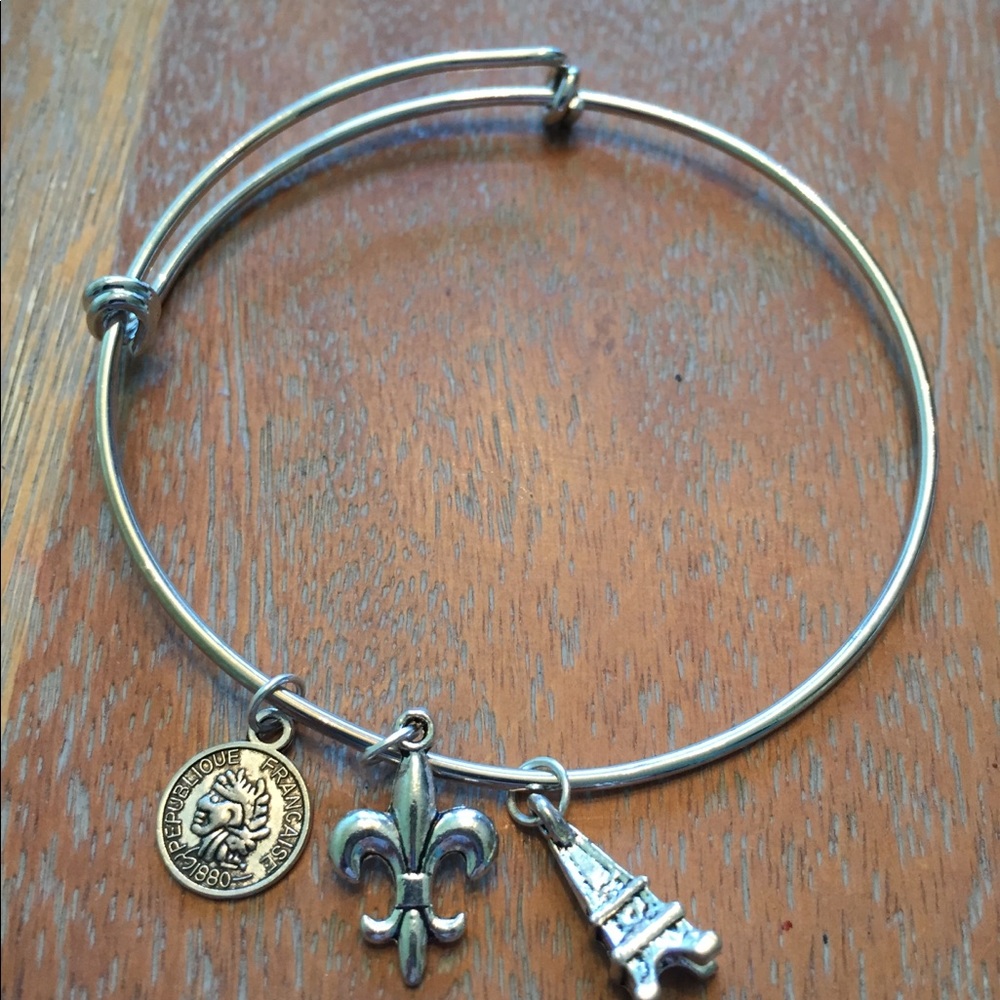 🌸 Handmade bangle bracelet